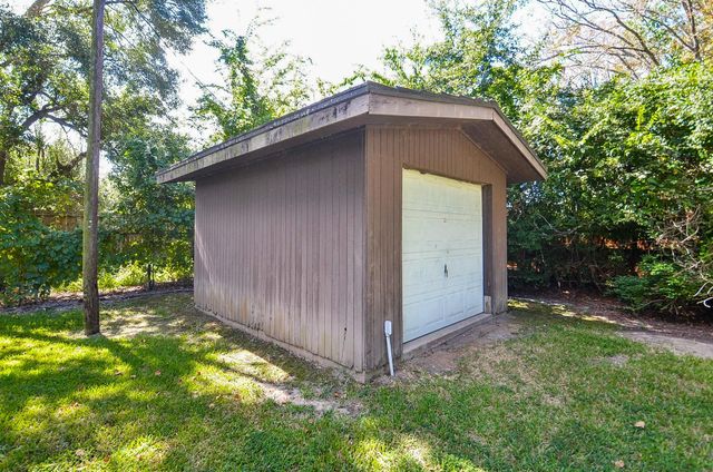 3207 Hamm Road, Pearland, TX 77581