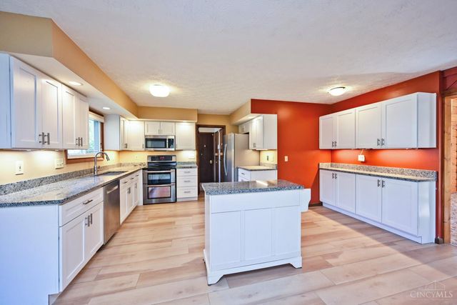 7337 Quail Run Drive, West Chester, OH 45069