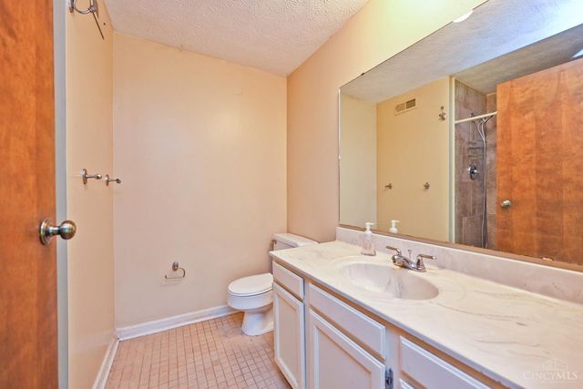 7337 Quail Run Drive, West Chester, OH 45069