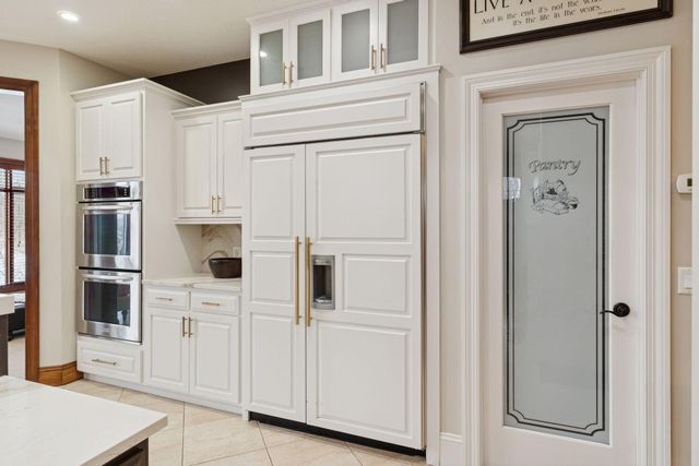 225 Calamus Circle, Medina, MN 55340