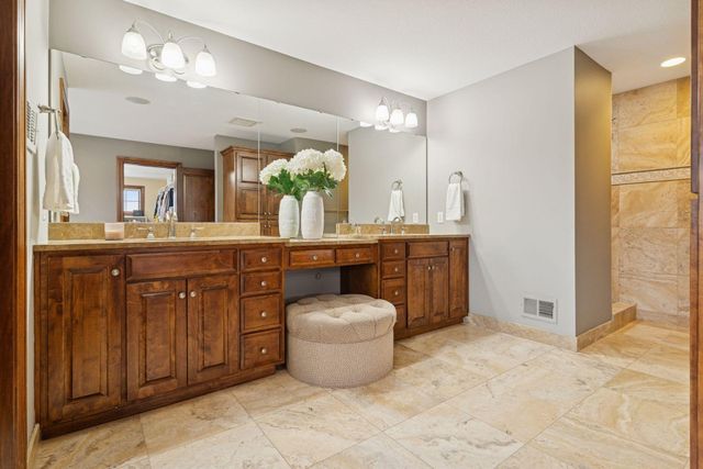 225 Calamus Circle, Medina, MN 55340