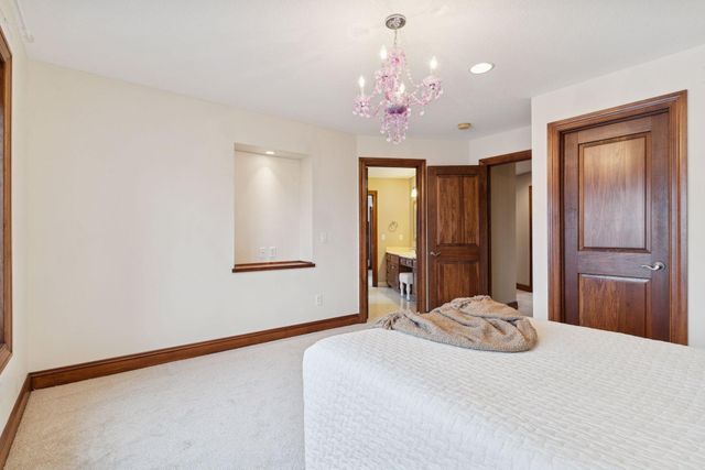 225 Calamus Circle, Medina, MN 55340