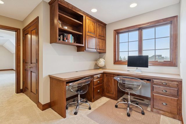 225 Calamus Circle, Medina, MN 55340