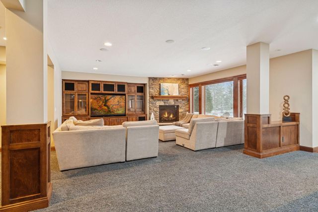 225 Calamus Circle, Medina, MN 55340