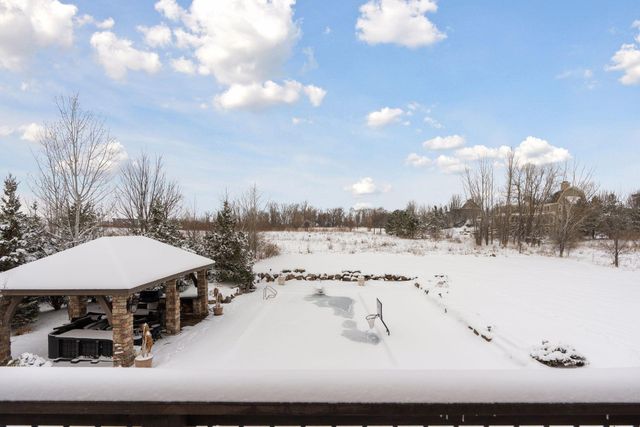225 Calamus Circle, Medina, MN 55340