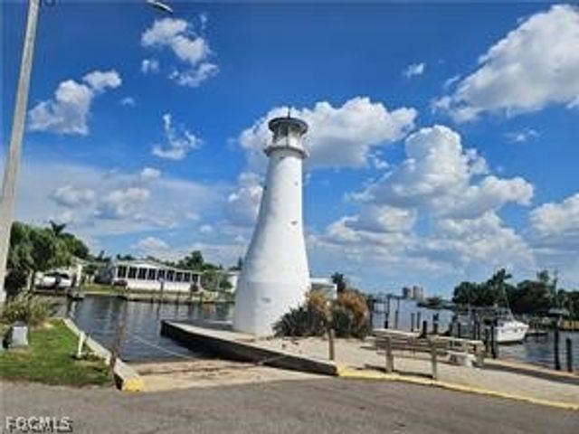 14665 Paul Revere LOOP, North Fort Myers, FL 33917