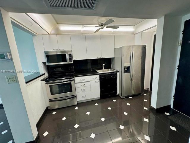 5401 Collins Avenue 144, Miami Beach, FL 33140