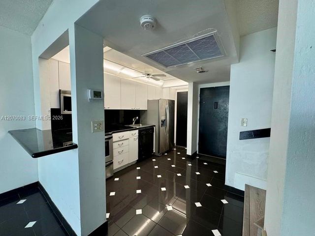 5401 Collins Avenue 144, Miami Beach, FL 33140