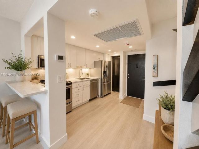 5401 Collins Avenue 144, Miami Beach, FL 33140