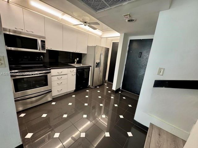 5401 Collins Avenue 144, Miami Beach, FL 33140