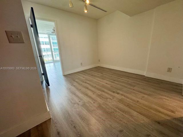 5401 Collins Avenue 144, Miami Beach, FL 33140