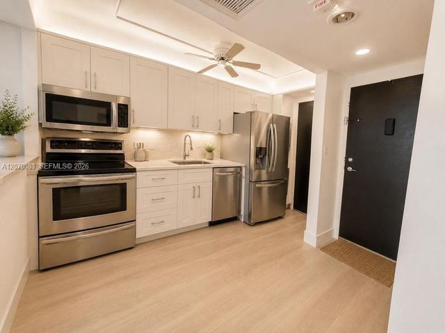 5401 Collins Avenue 144, Miami Beach, FL 33140