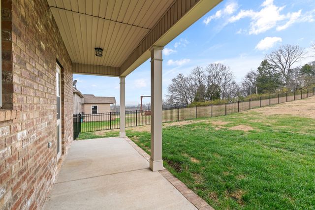 222 Hutch Ct, Gallatin, TN 37066