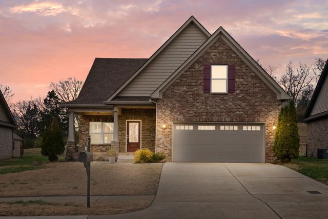 222 Hutch Ct, Gallatin, TN 37066