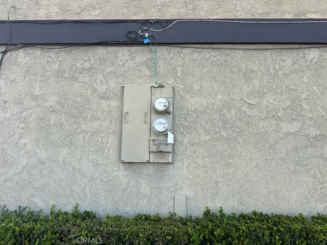 7611 Warner Avenue 2, Huntington Beach, CA 92647