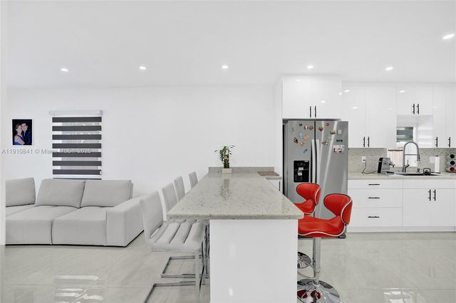 10529 NW 37th Ave, Miami, FL 33147