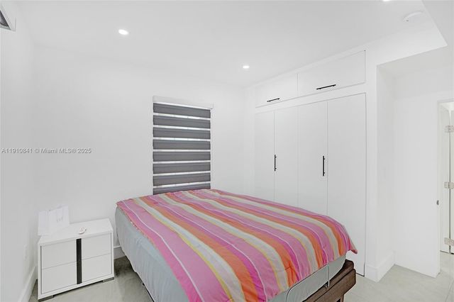 10529 NW 37th Ave, Miami, FL 33147