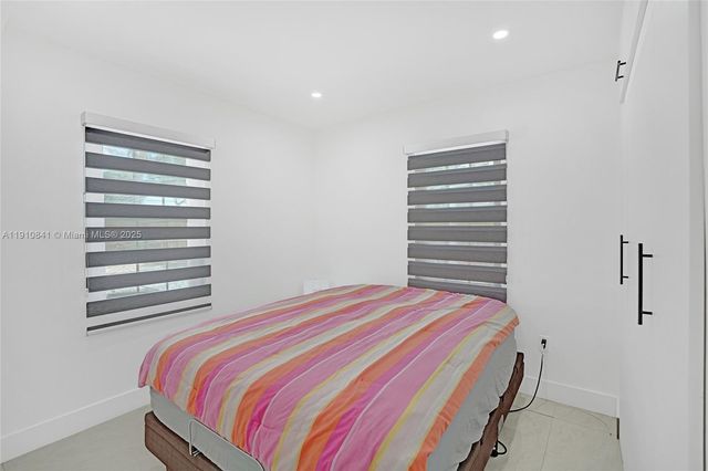 10529 NW 37th Ave, Miami, FL 33147