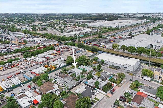 10529 NW 37th Ave, Miami, FL 33147