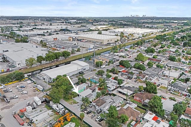 10529 NW 37th Ave, Miami, FL 33147