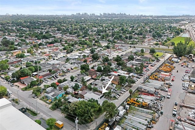 10529 NW 37th Ave, Miami, FL 33147