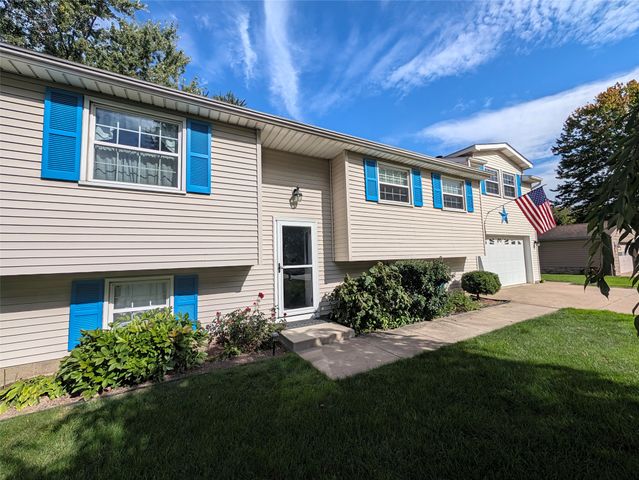 1109 NAGLE Road, Erie, PA 16511