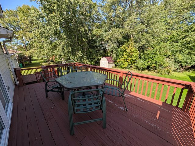 1109 NAGLE Road, Erie, PA 16511
