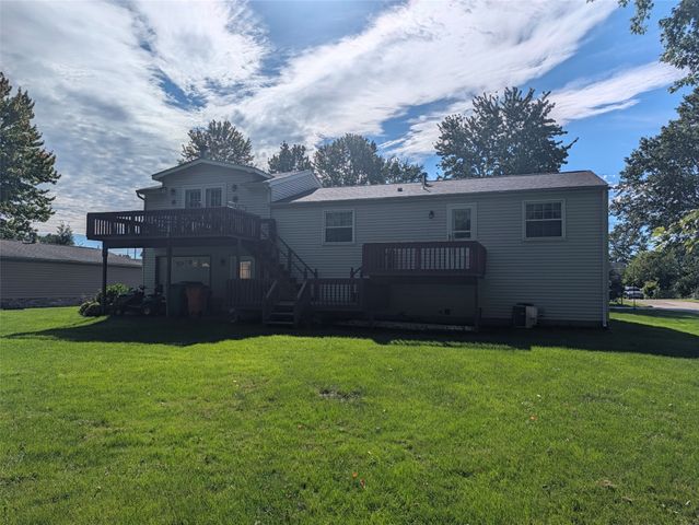 1109 NAGLE Road, Erie, PA 16511