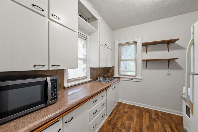 6202 SW 12th Street, Des Moines, IA 50315