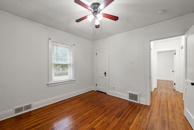 6202 SW 12th Street, Des Moines, IA 50315