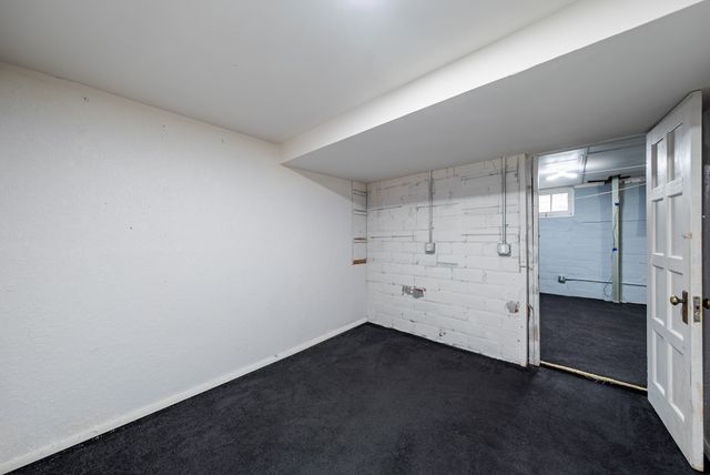 6202 SW 12th Street, Des Moines, IA 50315