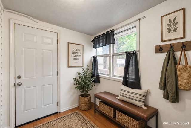 6202 SW 12th Street, Des Moines, IA 50315