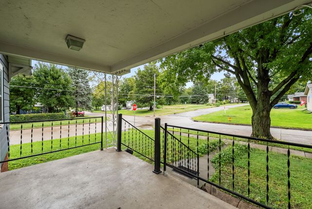 6202 SW 12th Street, Des Moines, IA 50315