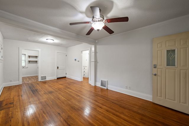 6202 SW 12th Street, Des Moines, IA 50315