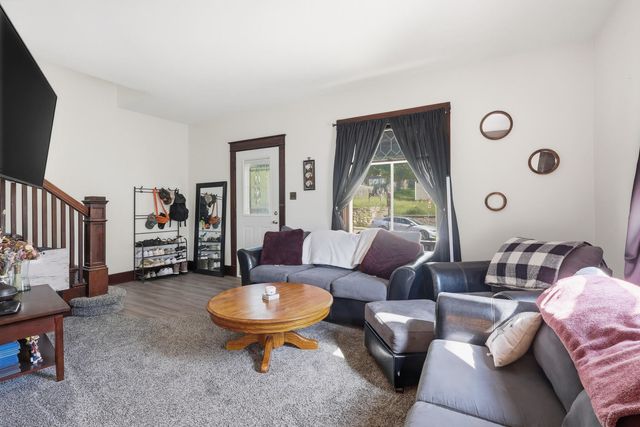 3103 Fairview Street, Davenport, IA 52804