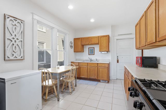 3103 Fairview Street, Davenport, IA 52804