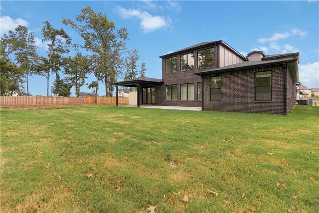 4414 S 88th Street, Bentonville, AR 72713