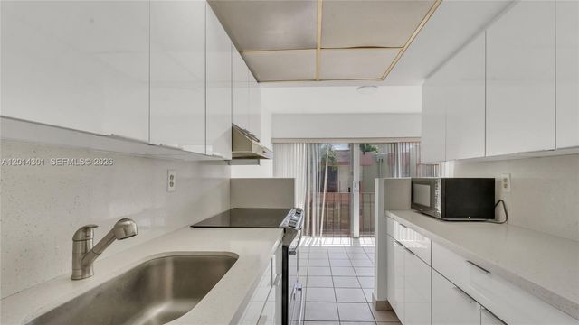 9390 W Flagler Street 210A, Miami, FL 33174