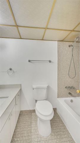 9390 W Flagler Street 210A, Miami, FL 33174