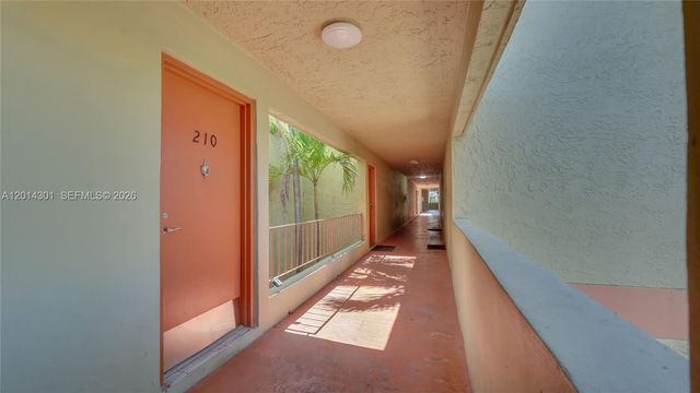 9390 W Flagler Street 210A, Miami, FL 33174