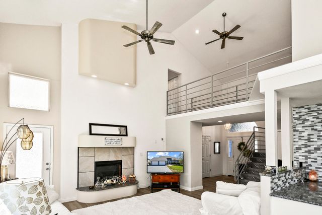 1952 Pointe Royale Drive, Branson, MO 65616