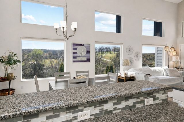 1952 Pointe Royale Drive, Branson, MO 65616