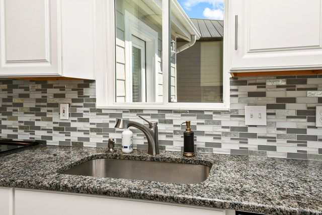 1952 Pointe Royale Drive, Branson, MO 65616