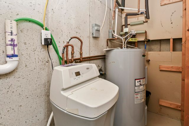 1952 Pointe Royale Drive, Branson, MO 65616