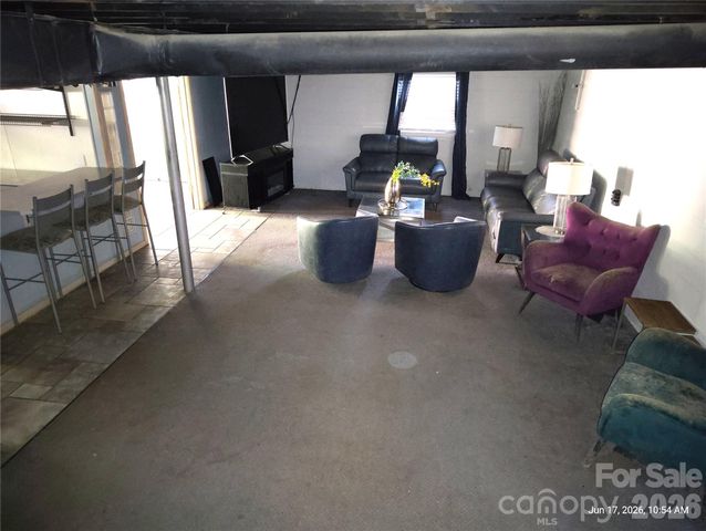 213 Lakeview Drive, Harrisburg, NC 28075