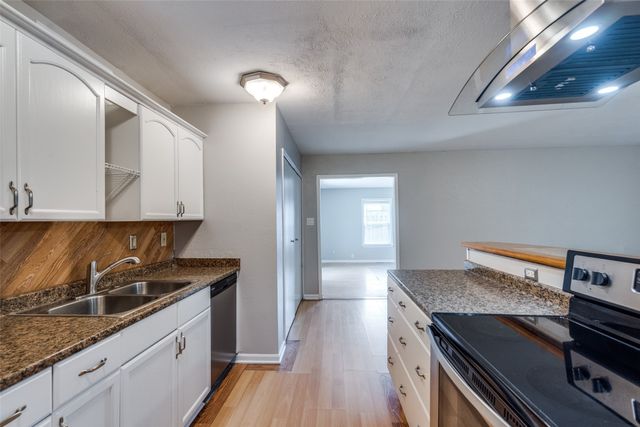 5405 Ragan Drive, The Colony, TX 75056