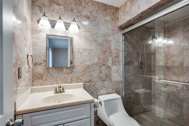 5405 Ragan Drive, The Colony, TX 75056
