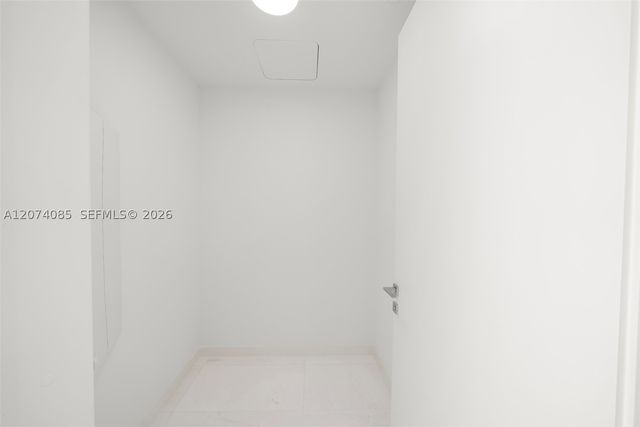 300 Biscayne Blvd Way 4605, Miami, FL 33131