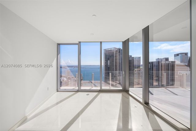 300 Biscayne Blvd Way 4605, Miami, FL 33131