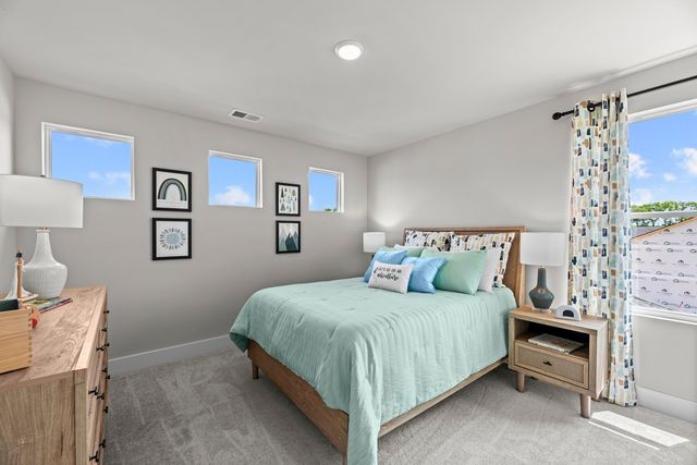 3200 Gravity Drive, Columbia, TN 38401